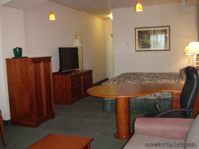 Holiday Inn Express & Suites Tacoma South - Lakewood By Ihg Quarto foto